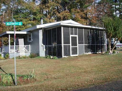 5th image of 107 Lakeshore Dr