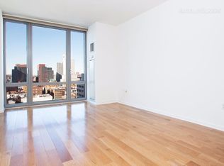 310 W 52nd St APT 15C, New York, NY 10019