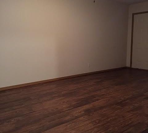 4th image of 522 Birmingham St SW