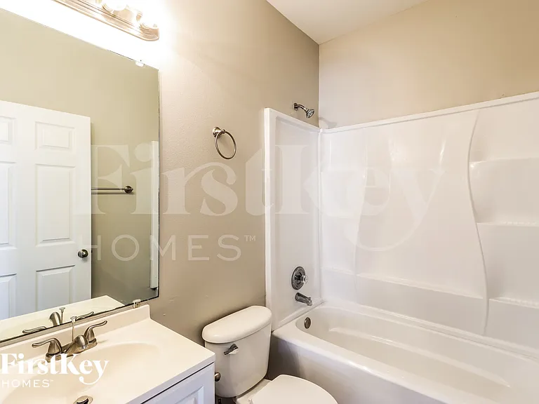 2242 Mantilla Ave SE — Photo 17