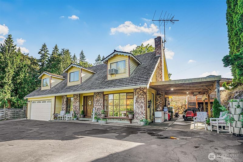 3rd image of 15255 206th Avenue SE