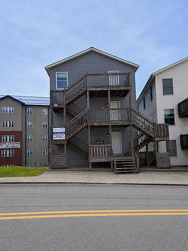 336 Willey St #B Photo 1