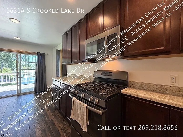 1631A Crooked Lake Dr S — Photo 7