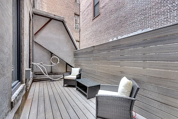 Rented by Compass | media 17