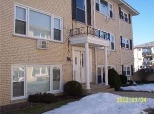 5025 N East River Rd #5027-3B, Norridge, IL 60706