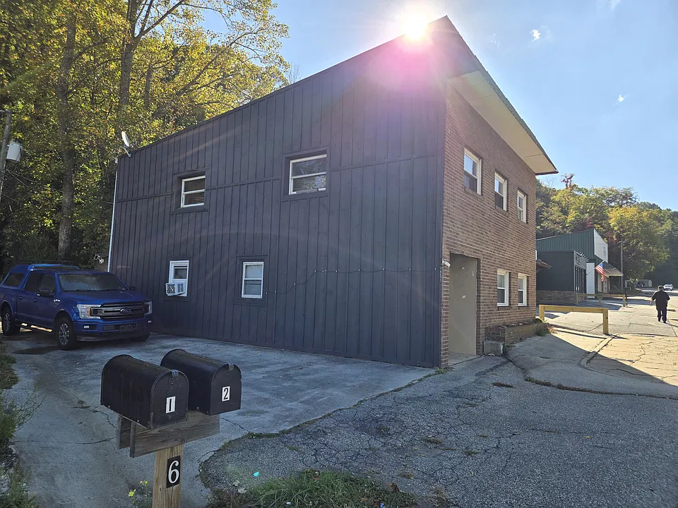 605 S Jefferson Ave #1