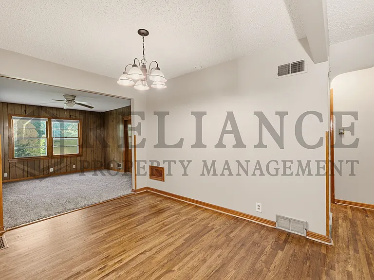 1620 E Selma St — Photo 23