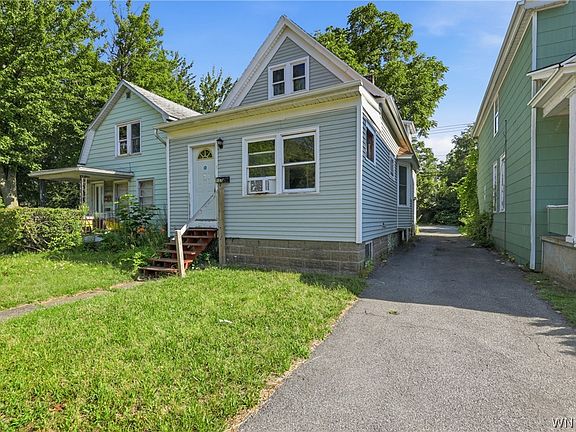 2nd image of 157 Merrimac St