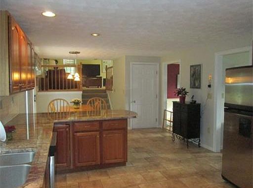 4th image of 14 Paulornette Cir