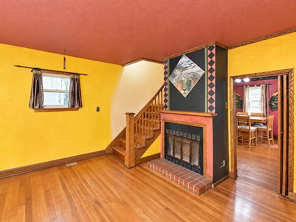 5th image of 303 S Johnson Ave