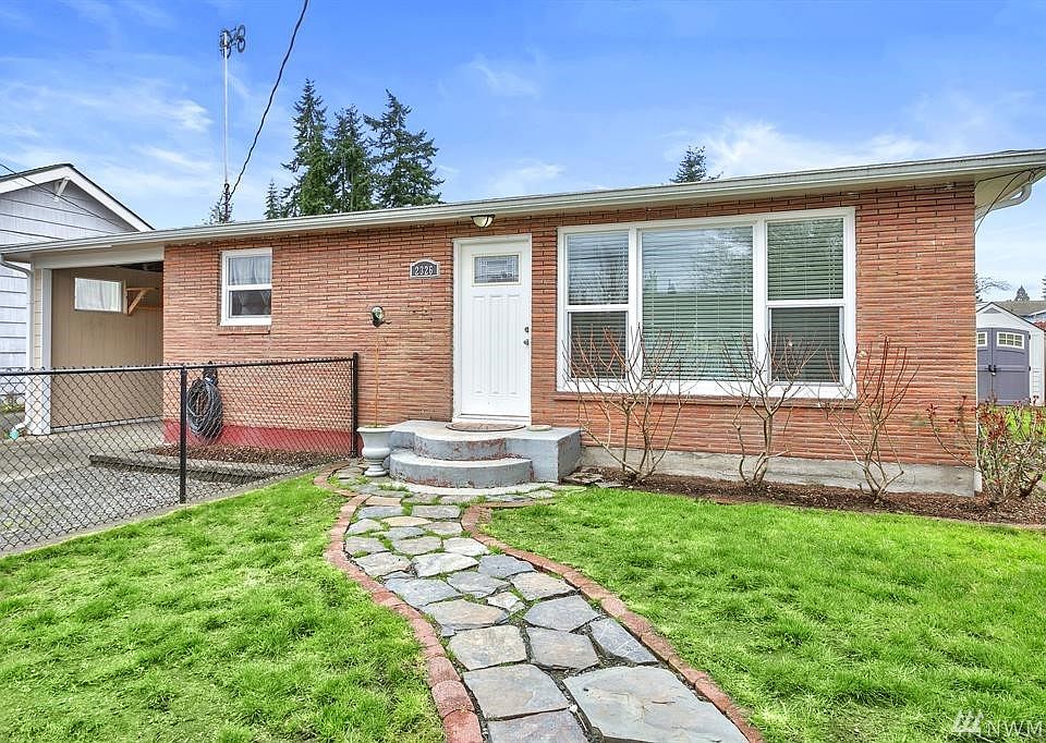 1st image of 2326 Melvin Ave