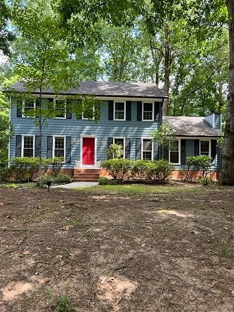 1st image of 1762 Cedar Cliff Dr SE