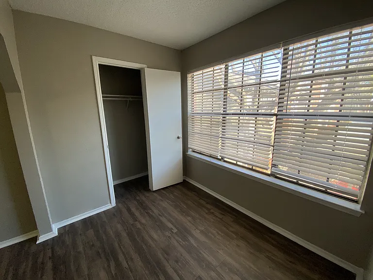 Walnut Creek Apartments — Photo 151