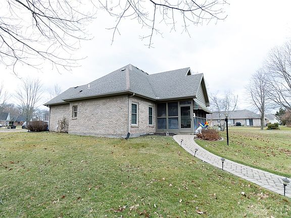 3rd image of 2405 Coriander Ct