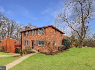 5328 5th St S, Arlington, VA 22204