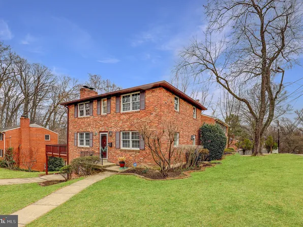 5328 5th St S, Arlington, VA 22204