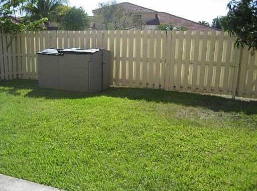 3rd image of 884 NW 131st Ave