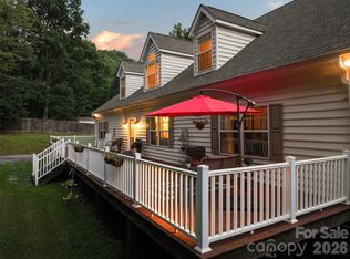 165 Sequoyah Dr, Waynesville, NC 28785