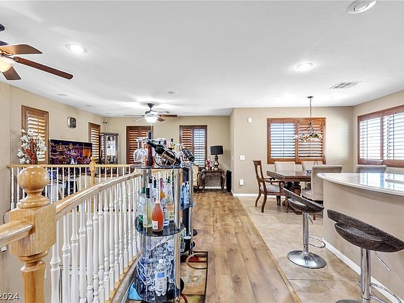 4th image of 11277 Victoria Medici St