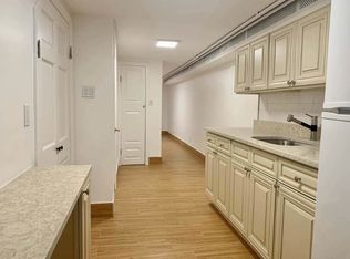 146-15 17th Ave #1, Whitestone, NY 11357