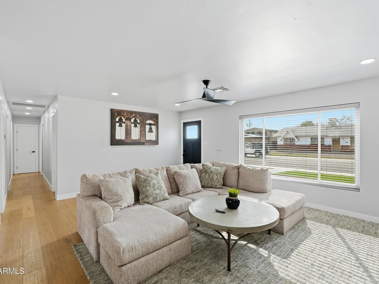 4 bed, 2.0 bath, 1676 sqft, $3,500 — Photo 2