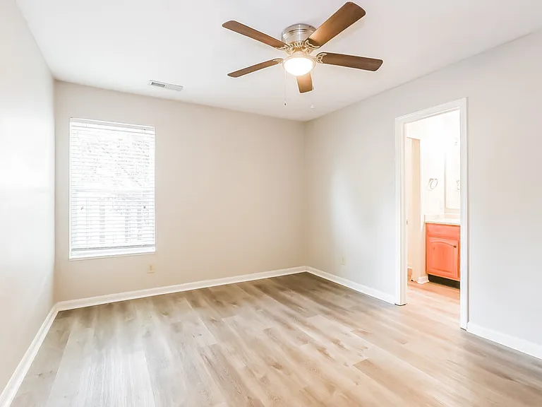 7710 Sergi Canyon Dr — Photo 6