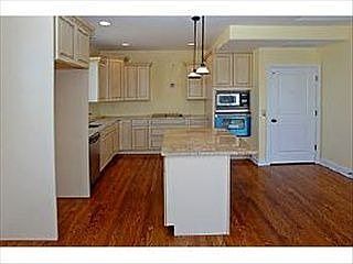 2nd image of 5410 West Ave