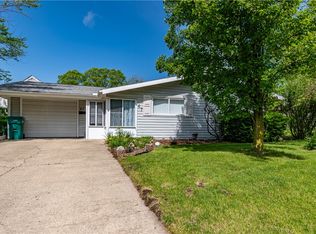 67 Phillips Dr, Decatur, IL 62521