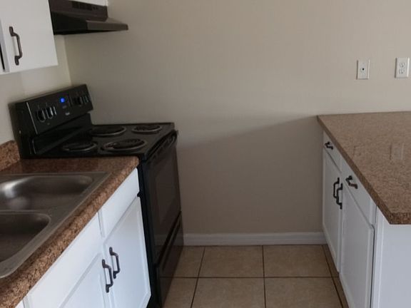 4th image of 5111 SE 29th St Unit B