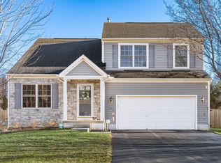 627 Caffrey Ct E, Grove City, OH 43123