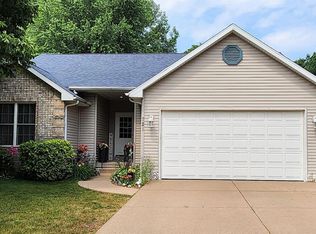 721 Cypress Dr, Colona, IL