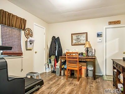 5th image of 1 Lakeview Ave