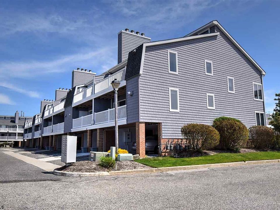 1st image of 229 Limpet Dr #229