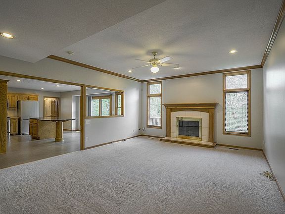 4th image of 2504 NW Shady Bend Ln