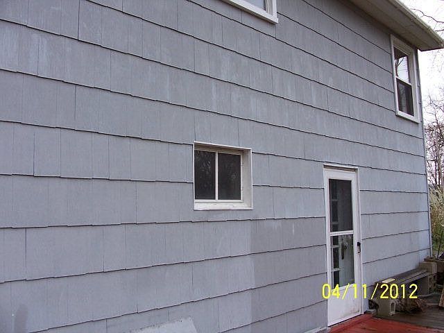 2nd image of 647 Dickson Pl