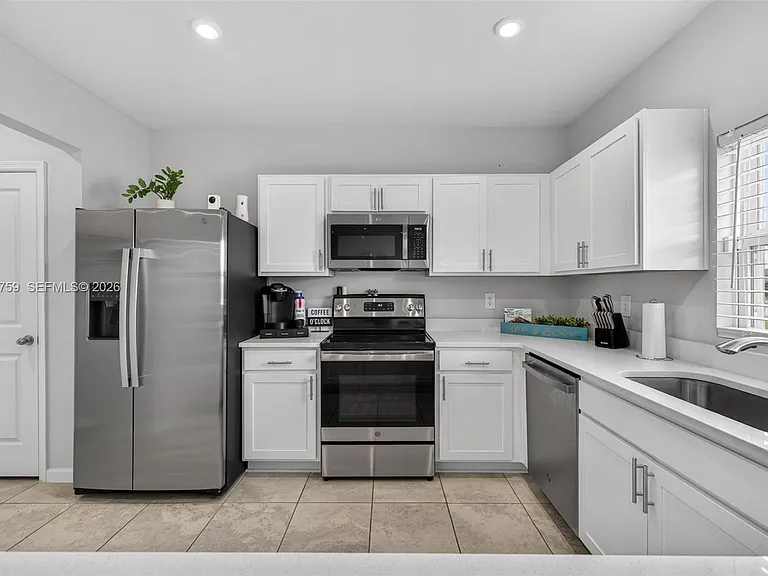220 Raspberry Rd — Photo 17