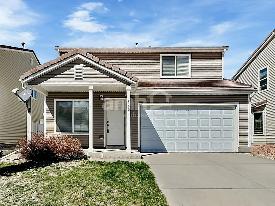 21607 E 53rd Pl