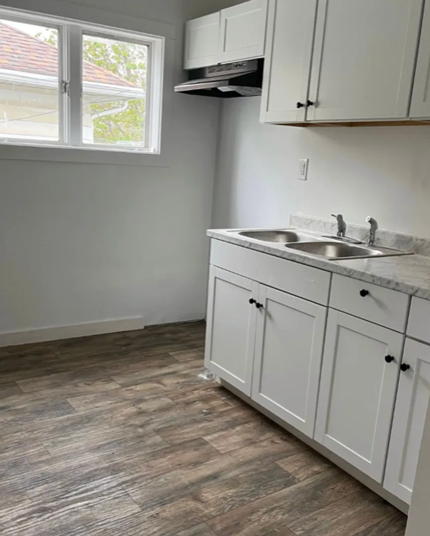 Muncie, 1328 E Main ST — Photo 1