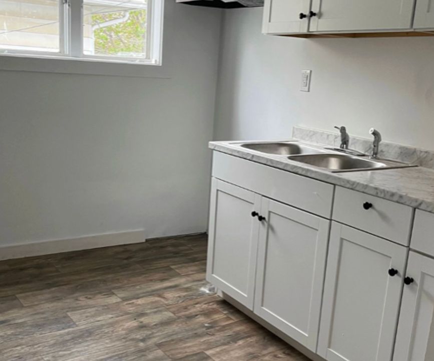 1st image of 1328 E Main St #2