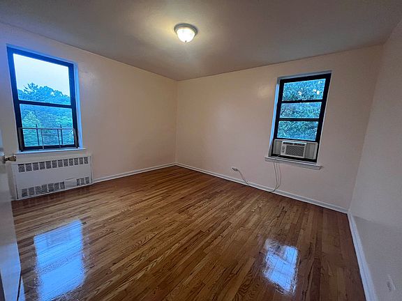 4th image of 83-19 116th St #3I
