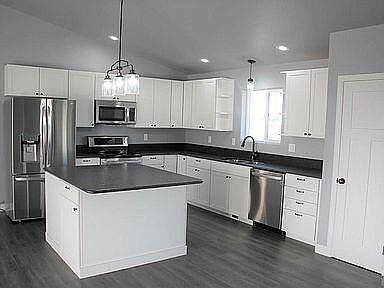 2nd image of 61762 N Slick Rock Ln
