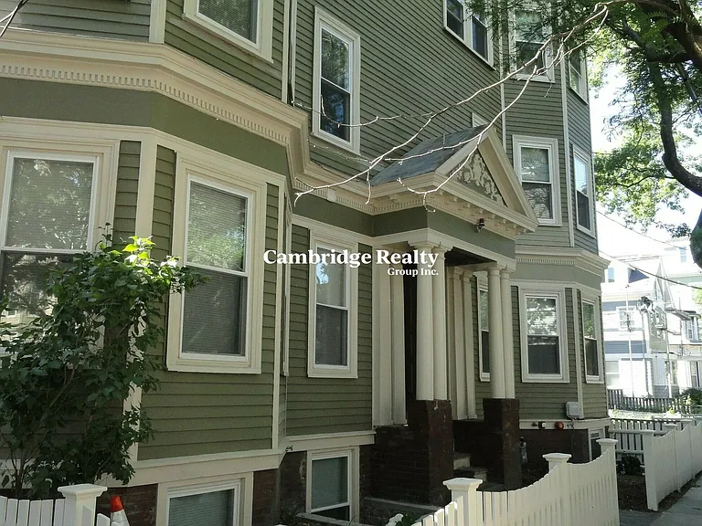 231 Norfolk St #1T — Photo 8