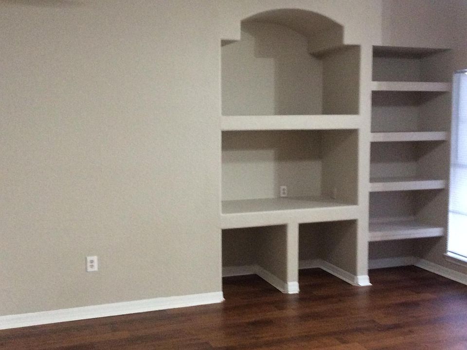 1st image of 8514 Lucuya Way
