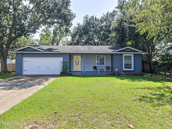3216 Cumberland Rd, Ocean Springs, MS 39564