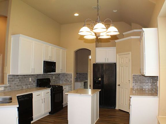 2nd image of 2317 Pheasant Dr