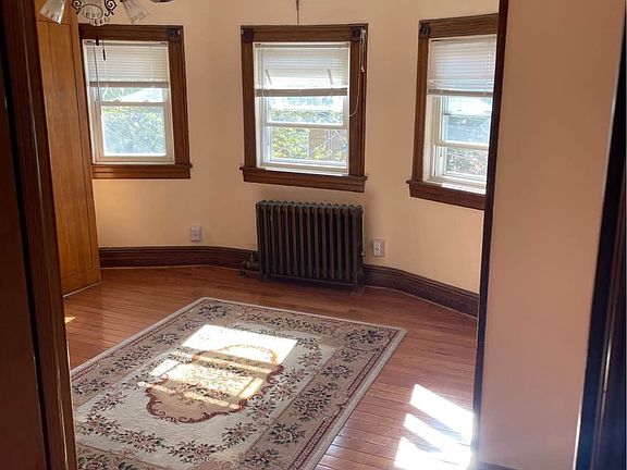 5th image of 78-32 81st St