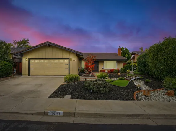 4490 Buckthorn Ct, Concord, CA 94521