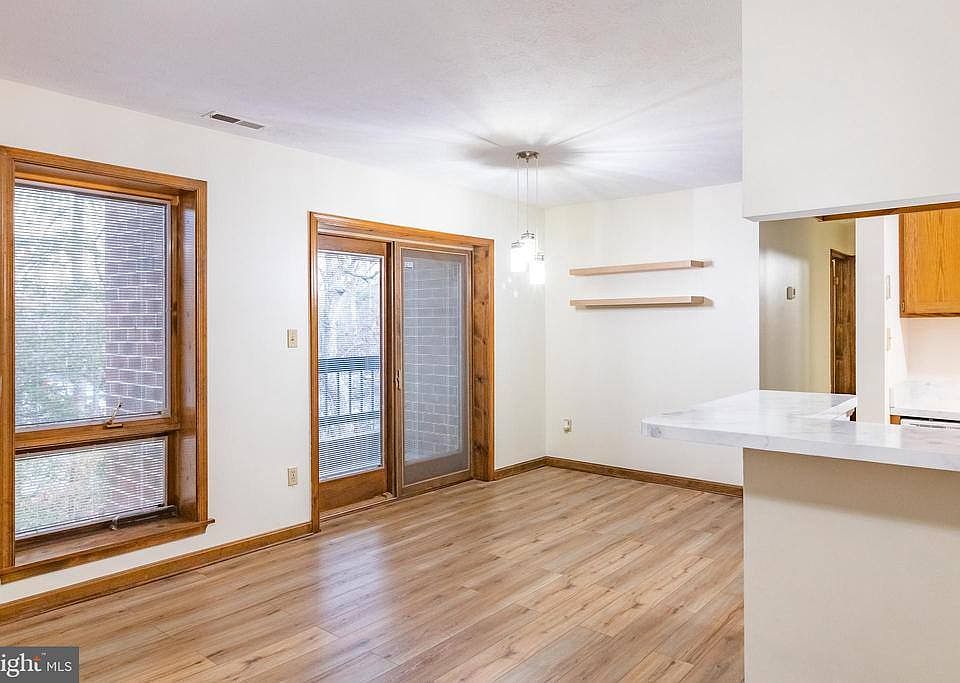 1st image of 23241 Rosewood Ct #B-9