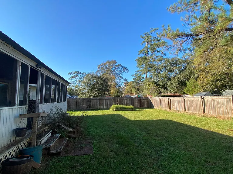 2316 Robin St — Photo 21