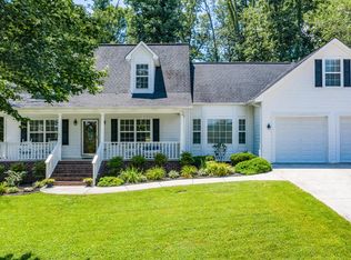 215 Alpine Dr, Clinton, TN 37716